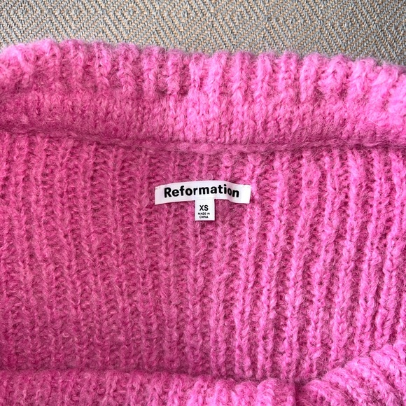 Reformation Satine Sleeveless Foldover Pink Sweater - Picture 7 of 8